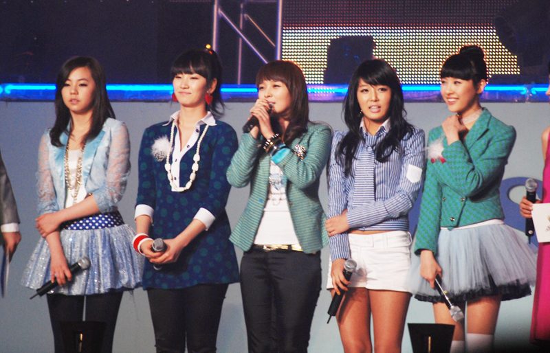 Wonder Girls on stage at the M Star Concert in Jamsil, Seoul, March 21, 2008.