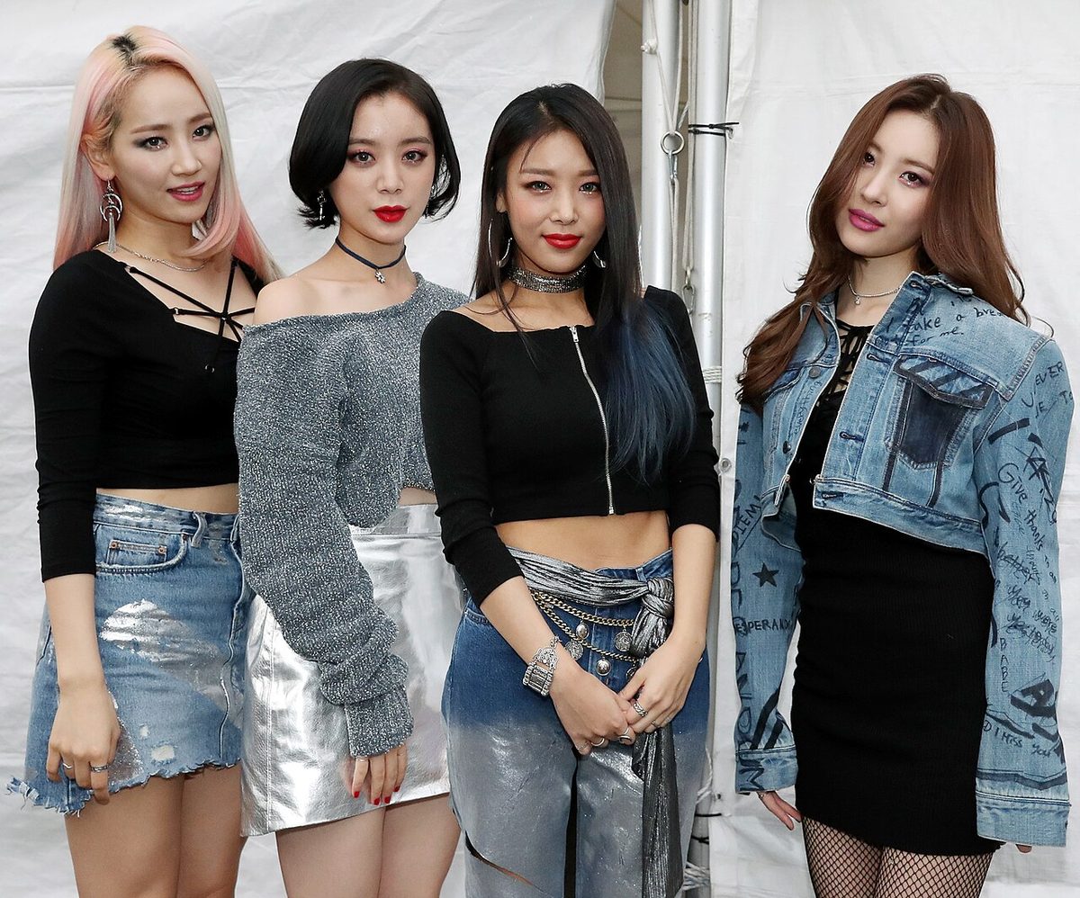 Wonder Girls in 2016, during their four-piece band period.