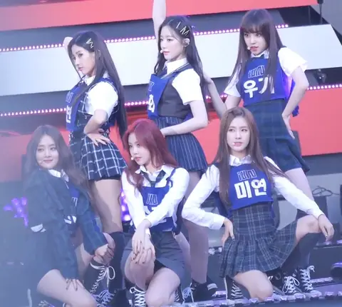 180908 (여자)아이들 (G)I-DLE DMC Festival.png
