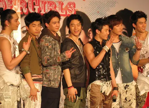 2 PM Korean band.jpg