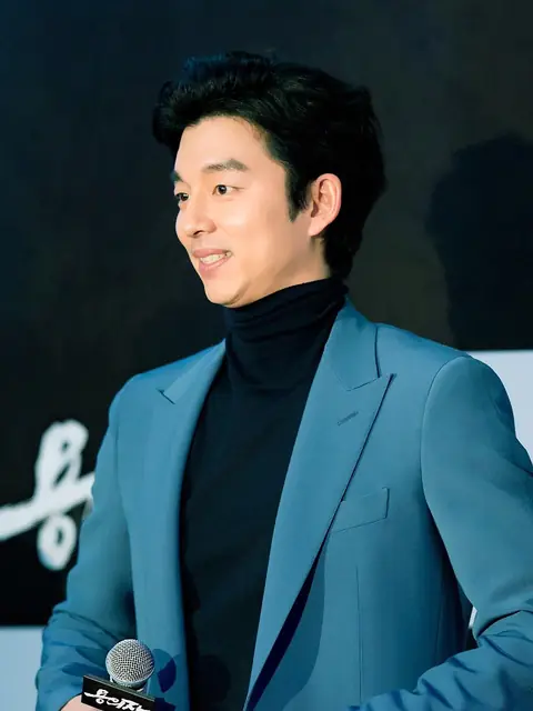 131217-용의자-VIP시사회공유.jpg
