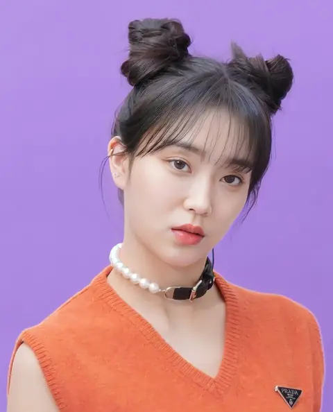 SUMIN (STAYC) 220430.jpg