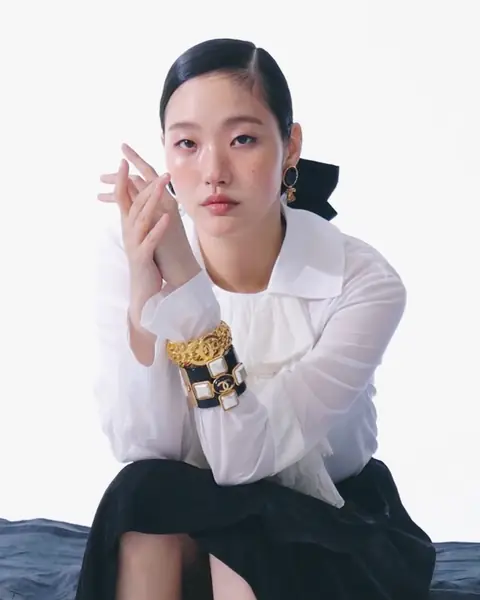 Kim Go-eun in 2020 6.png