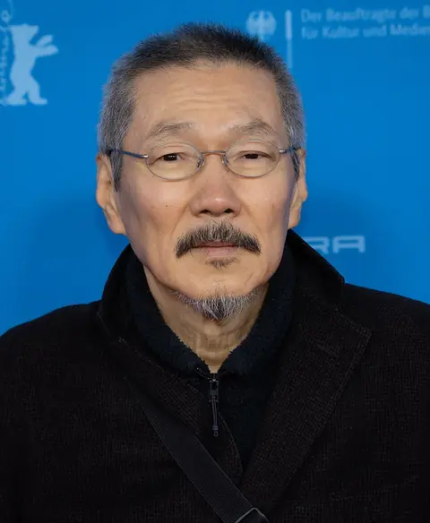 Hong Sangsoo at the 2026 Berlin International Film Festival-68629 (cropped).jpg