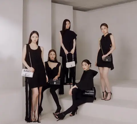 Itzy for Marie Claire Korea X Burberry on 080422.jpg