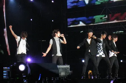 SHINee live in BKK2.jpg