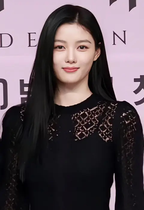 231124 Kim Yoo-jung.jpg