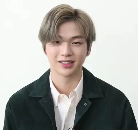 Kang Daniel March 2020.png