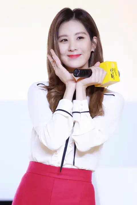 Seohyun at Kakao Talk The Game in January 2016 03.jpg