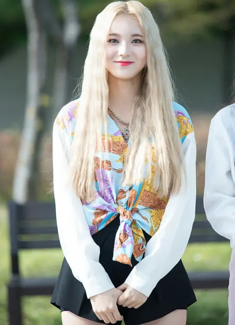 171015 SBS 인기가요 막방 미니팬미팅 이달의소녀 오드아이써클 진솔 직찍 (2).jpg