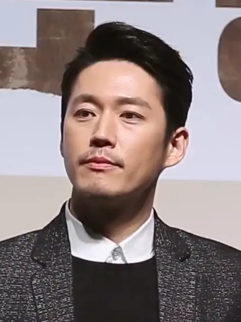 Jang-hyuk in 2017 2.jpg