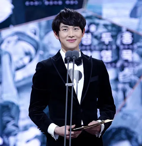 Yim Si-wan.jpg