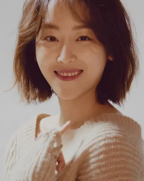 (Marie Claire Korea) 보통의 예쁨, 서현진 Teaser 10s.jpg