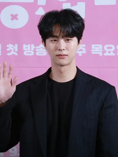 241202 Kim Mu-jun.jpg