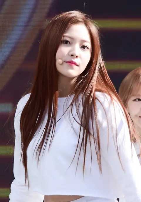 Kim Yeri at DMC Music Festival in September 2015 05.jpg