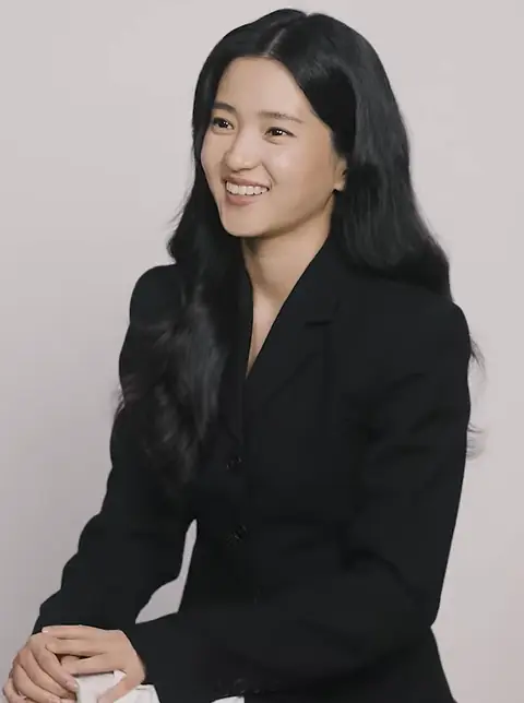 Kim Tae-ri 김태리 in 2022.png