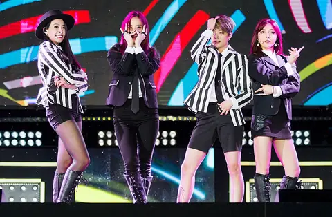 151025 f(x) 01.jpg