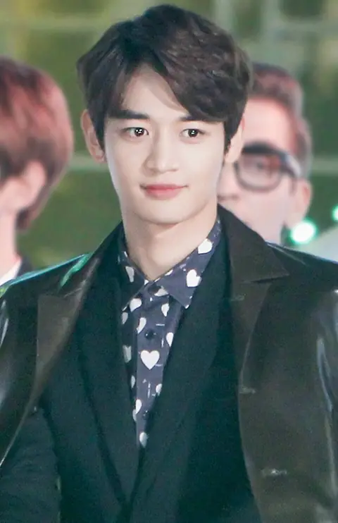 Minho at the 2013 Melon Music Awards 01 (cropped).jpg