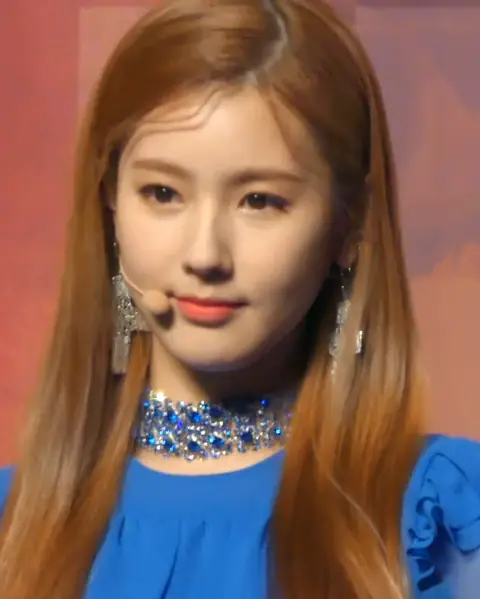 0226 (여자)아이들 미연 포커스&세로캠, 2nd 미니앨범 'I made' 쇼케이스 포토타임.png