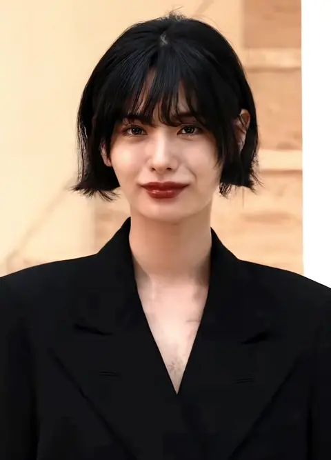 나나(NANA) in September 2024.png