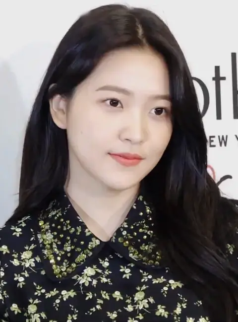 Yeri at Botkier Pop-Up Store Opening on April 11, 2019 (2).png