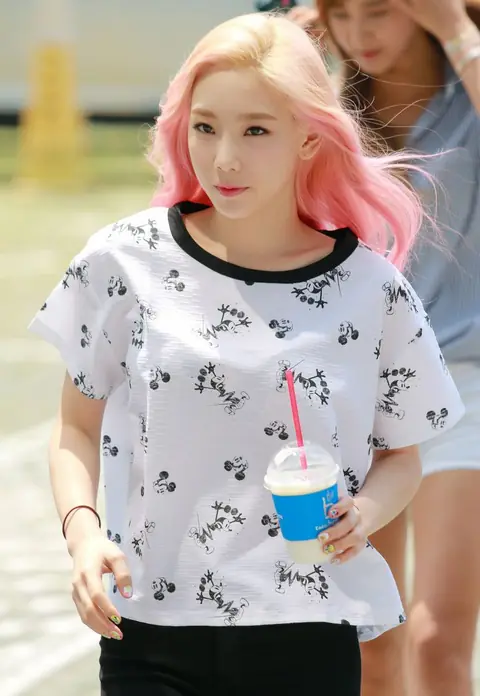 Kim Taeyeon, Cultwo Show 150714.jpg