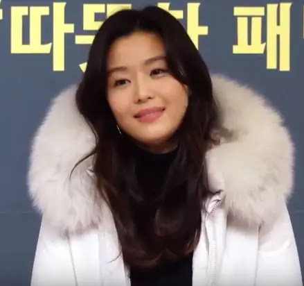 191112 전지현 (2).jpg