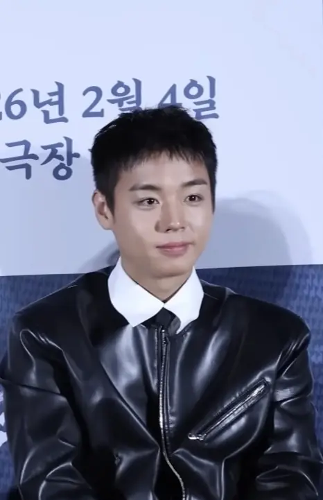Park Ji-hoon at The King's Warden production press conference.jpg