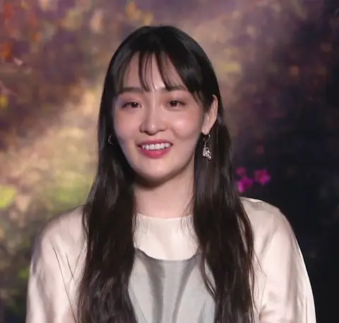 20220401 Kim Min-ha 김민하 ELLE Taiwan (5).jpg
