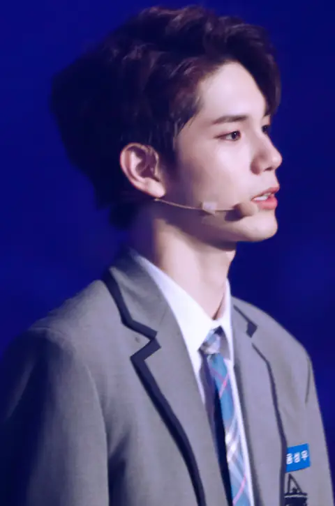 Ong Seong-woo at Produce101 Concert in July 2017 02.png