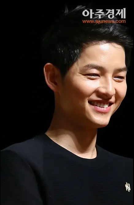 Song Joong Ki at Battleship Island Presscon.jpg