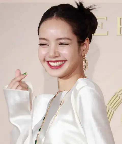 BLACKPINK's Lisa for BULGARI June 2023 0.4.png
