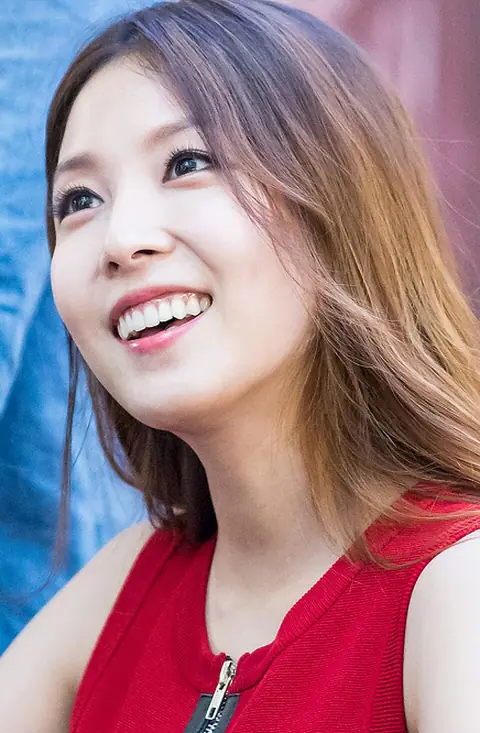 BoA at a fansigning event on May 24, 2015 (3).jpg