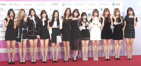 190123 아이즈원(IZONE), 지나가는 바람도 반하는 미모 (GaonchartKpopAward2019).png