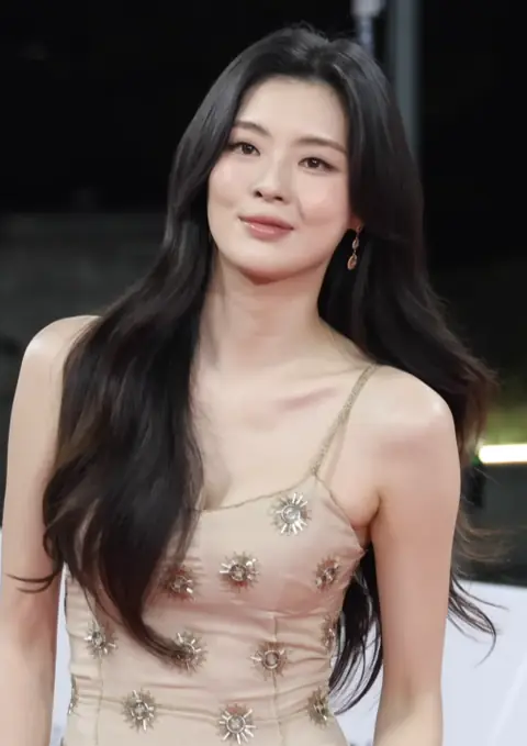 Lee Sun-bin in November 2025.png