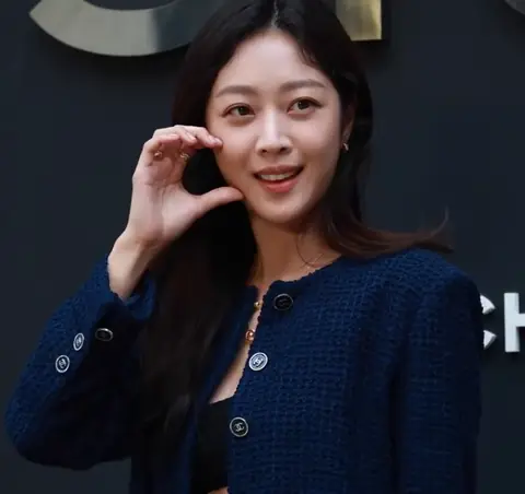 曺 寶兒（조 보아）