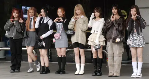 Unis in March 2024L–R: Yunha, Gehlee, Elisia, Seowon, Nana, Kotoko, Hyeonju, Yoona