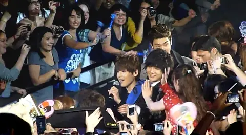 Super Junior 2012.jpg