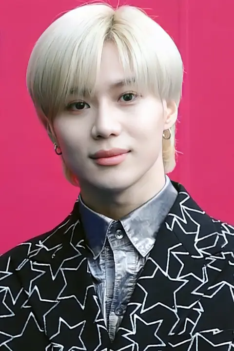 2019 FW 서울패션위크 - 태민 (Taemin) 07.png