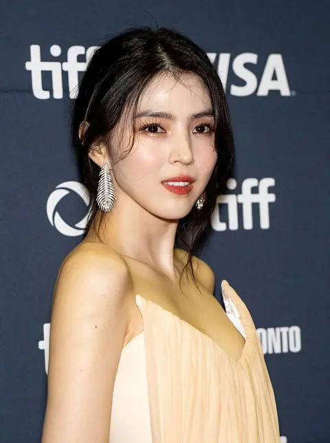 Han So-Hee at the 2025 Toronto International Film Festival (cropped).jpg