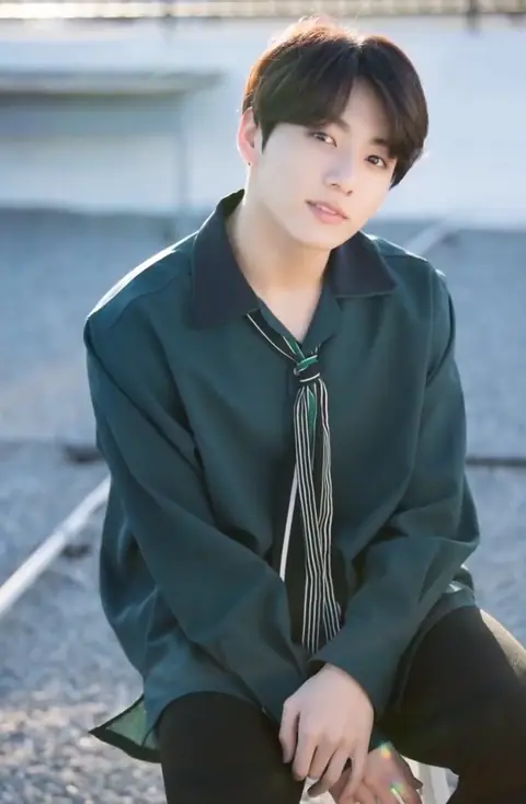 Jungkook for BTS 5th anniversary party in LA photoshoot by Dispatch, May 2018 01.jpg