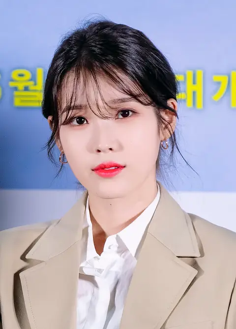 IU at Broker GV preview, June 8, 2022