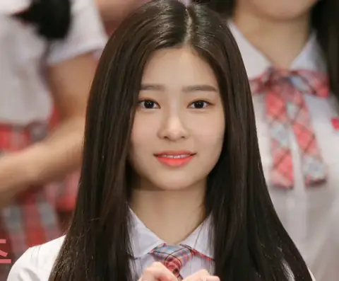 Kim Minju at Produce48 7.png