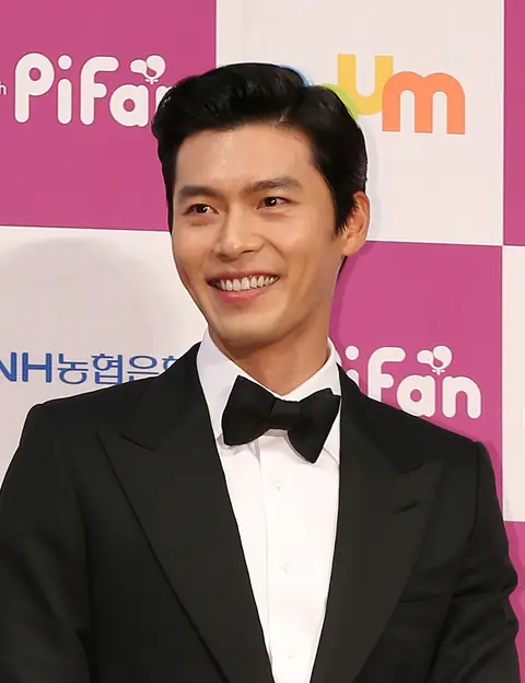 Actor Hyun Bin arrives at the red carpet event of the Pifan in Bucheon on July 17, 2014.jpg