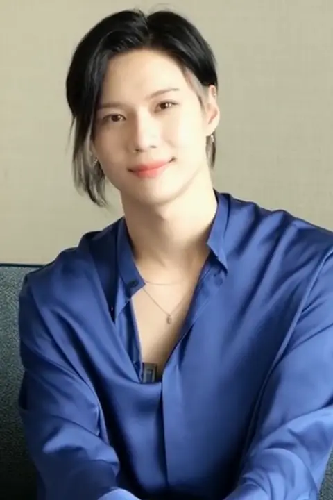 Taemin in Marie Claire interview in July 2021 07.png