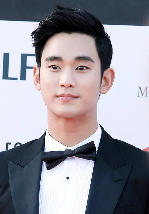 Kim Soo-hyun 2014 PaekSang Arts Awards06b.jpg