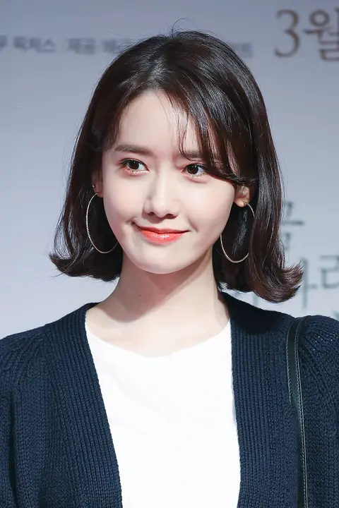 180312 지금 만나러 갑니다 VIP 시사회 윤아 직찍 (1).jpg