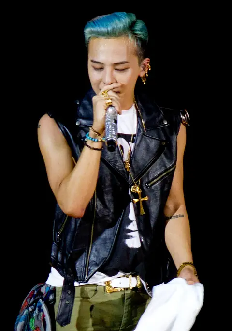 G-Dragon 2012.jpg