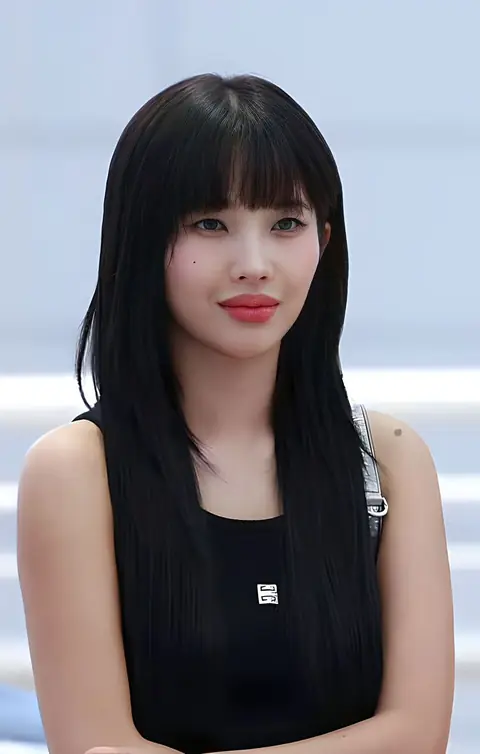 (G)I-DLE's Soyeon on June 2023.jpg