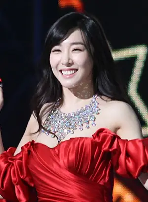 Tiffany at MBC Gayo Daejun, 31 December 2013 04.jpg
